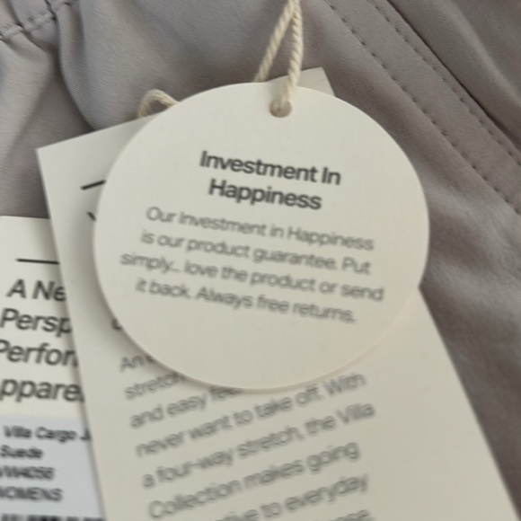 Vuori Villa Cargo Joggers - side pockets for hands and lower side cargo pockets - Picture 13 of 16